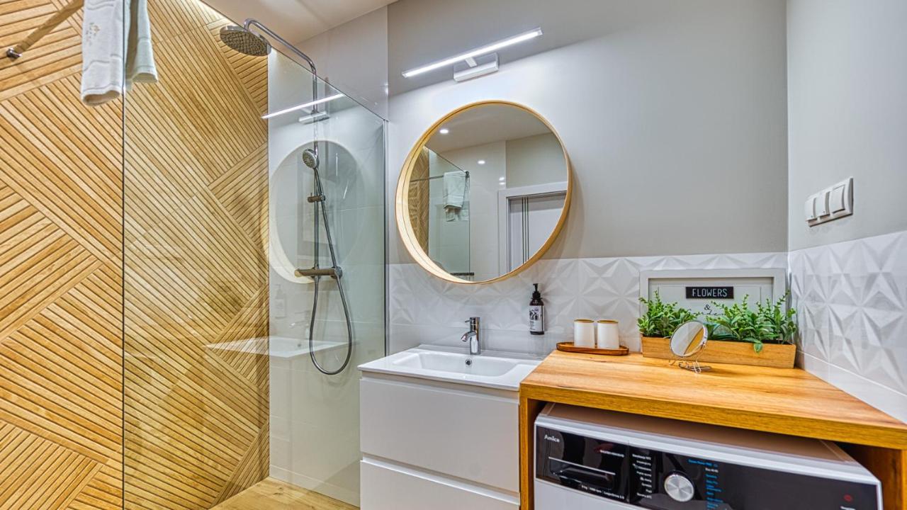 Apartamenty Vip Centrum - Wczasowa 17 By Royal Aparts Świeradów-Zdrój Kültér fotó