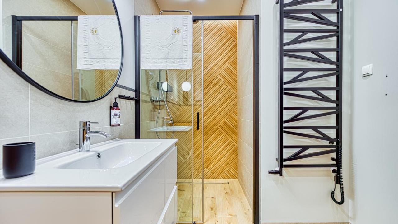 Apartamenty Vip Centrum - Wczasowa 17 By Royal Aparts Świeradów-Zdrój Kültér fotó