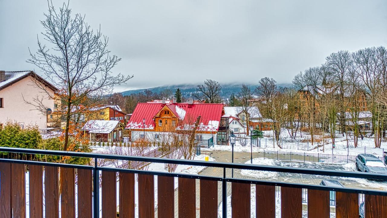 Apartamenty Vip Centrum - Wczasowa 17 By Royal Aparts Świeradów-Zdrój Kültér fotó